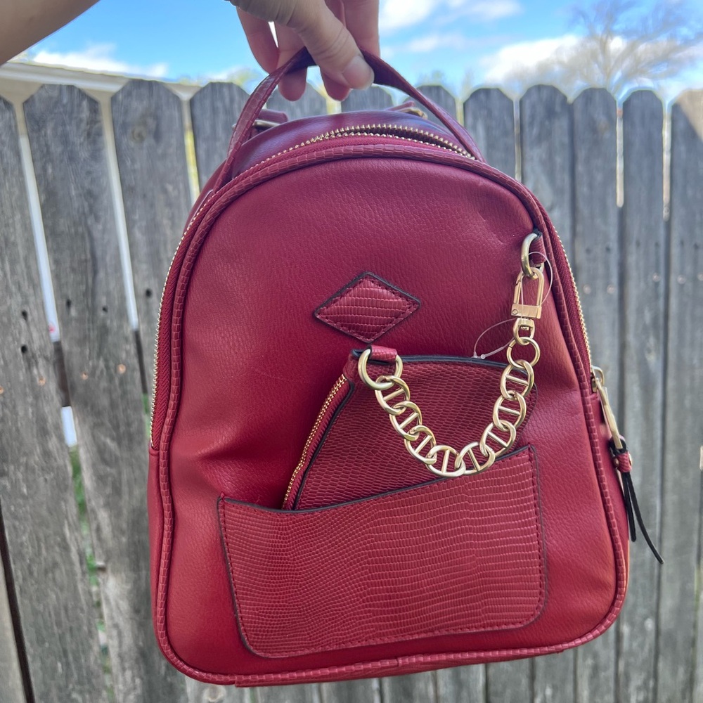 Burgundy backpack purse - Picture 5 of 7